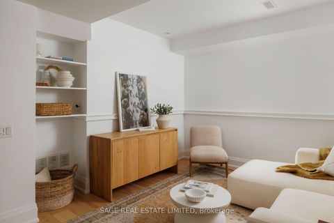 Photo 40 at 32 Edgewood Crescent, Moore Park, Toronto
