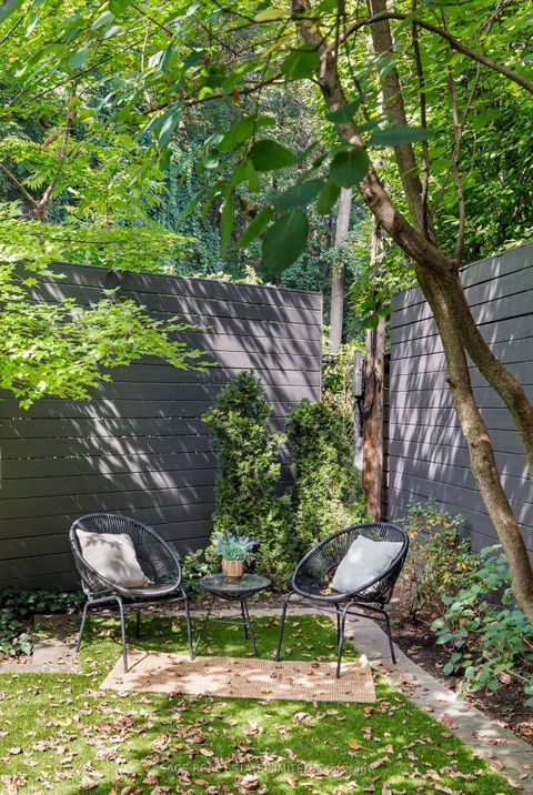 Photo 47 at 32 Edgewood Crescent, Moore Park, Toronto