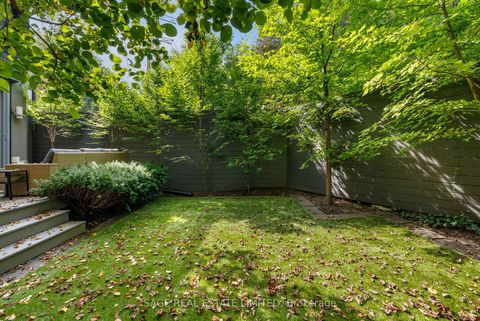 Photo 48 at 32 Edgewood Crescent, Moore Park, Toronto