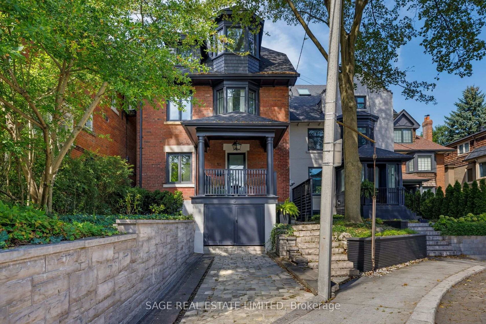 32 Edgewood Crescent, Moore Park, Toronto 