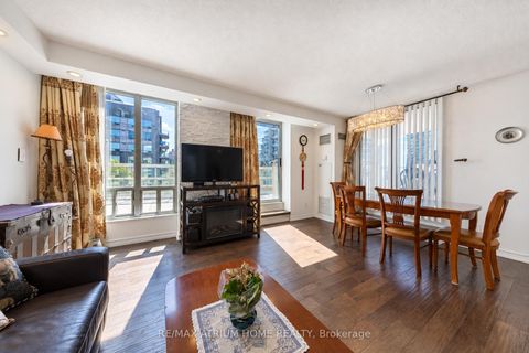 Photo 3 at 2208 - 28 Empress Avenue, Willowdale East, Toronto