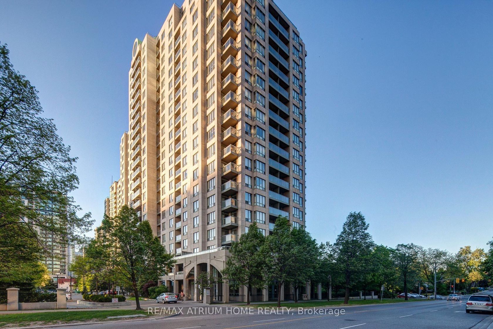 2208 - 28 Empress Avenue, Willowdale East, Toronto 