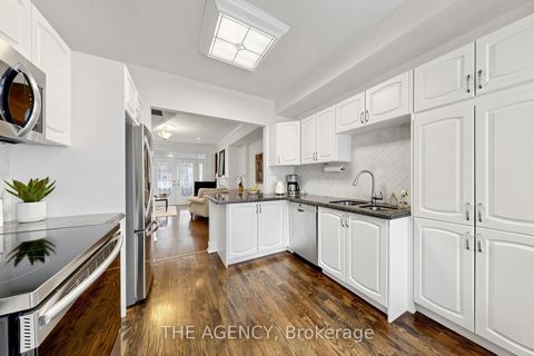 Photo 13 at 272 Redpath Avenue, Mount Pleasant West, Toronto