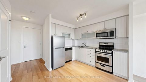 Photo 8 at 807 - 2015 Sheppard Avenue E, Henry Farm, Toronto