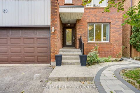 Photo 3 at 39 Millcroft Way, Brownridge, Vaughan