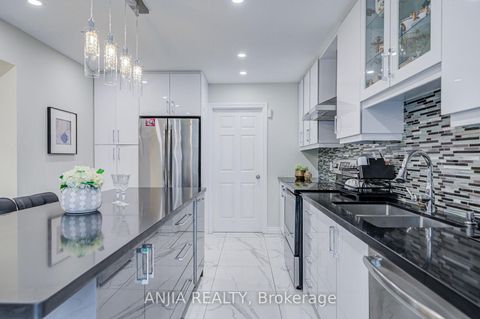 Photo 14 at 39 Millcroft Way, Brownridge, Vaughan