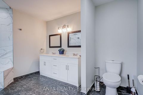 Photo 26 at 39 Millcroft Way, Brownridge, Vaughan