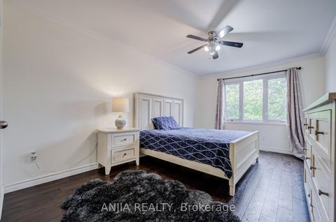 Photo 30 at 39 Millcroft Way, Brownridge, Vaughan