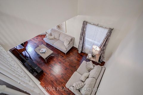 Photo 35 at 39 Millcroft Way, Brownridge, Vaughan