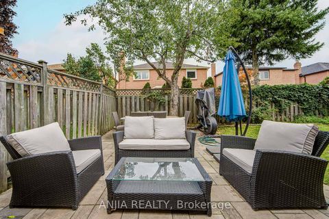 Photo 41 at 39 Millcroft Way, Brownridge, Vaughan