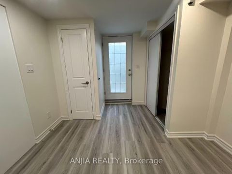 Photo 49 at 39 Millcroft Way, Brownridge, Vaughan