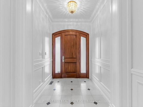 Photo 2 at 1B Carluke Crescent, Windfields, Toronto