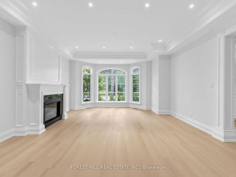 Photo 3 at 1B Carluke Crescent, Windfields, Toronto