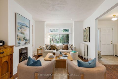 Photo 4 at 126 Hilton Avenue, Casa Loma, Toronto
