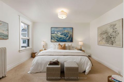 Photo 14 at 126 Hilton Avenue, Casa Loma, Toronto