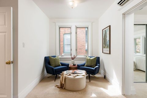 Photo 15 at 126 Hilton Avenue, Casa Loma, Toronto