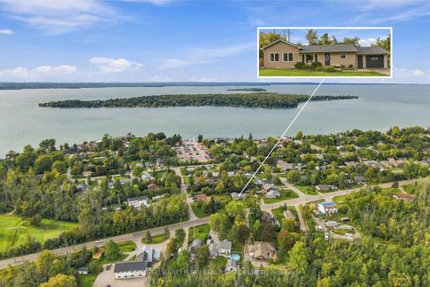 Photo 1 at 968 Metro Road N, Historic Lakeshore Communities, Georgina
