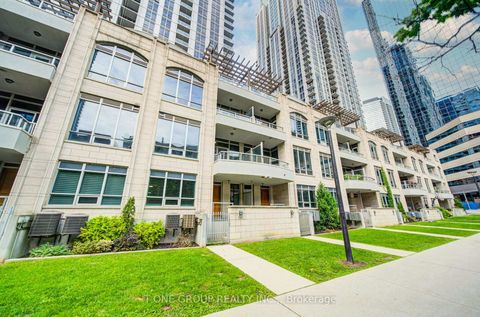 Photo 2 at TH 8 - 761 Bay Street, Bay Street Corridor, Toronto