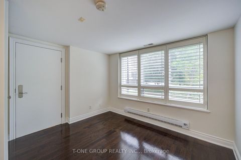 Photo 8 at TH 8 - 761 Bay Street, Bay Street Corridor, Toronto
