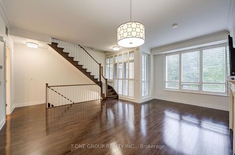 Photo 11 at TH 8 - 761 Bay Street, Bay Street Corridor, Toronto
