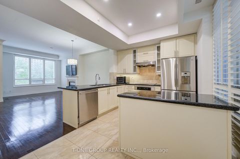 Photo 16 at TH 8 - 761 Bay Street, Bay Street Corridor, Toronto