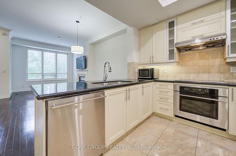 Photo 19 at TH 8 - 761 Bay Street, Bay Street Corridor, Toronto