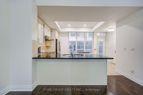 Photo 21 at TH 8 - 761 Bay Street, Bay Street Corridor, Toronto