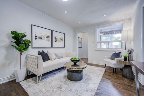 Photo 12 at 7 Emmott Avenue, Oakridge, Toronto
