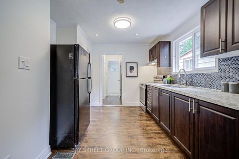Photo 15 at 7 Emmott Avenue, Oakridge, Toronto