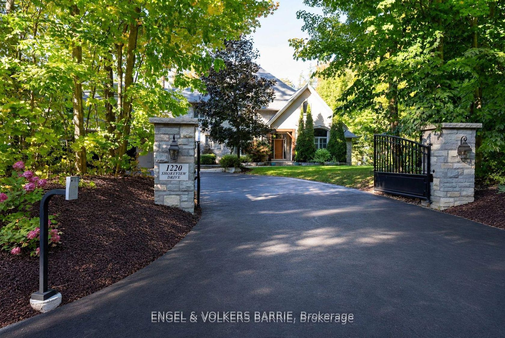 1220 Shoreview Drive, Rural Innisfil, Innisfil photo number 2