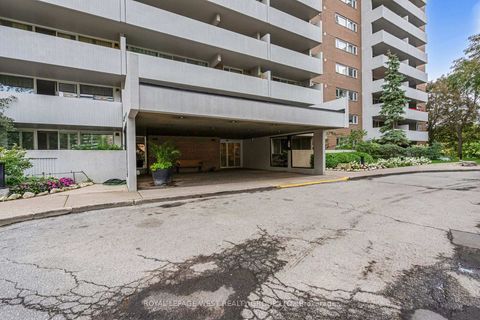 Photo 3 at 413 - 240 Scarlett Road W, Smythe, Toronto