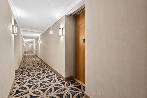 Photo 10 at 413 - 240 Scarlett Road W, Smythe, Toronto