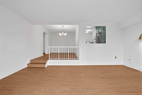 Photo 19 at 413 - 240 Scarlett Road W, Smythe, Toronto