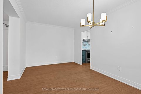 Photo 24 at 413 - 240 Scarlett Road W, Smythe, Toronto