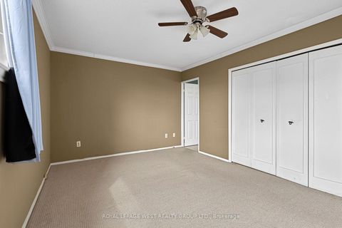 Photo 38 at 413 - 240 Scarlett Road W, Smythe, Toronto