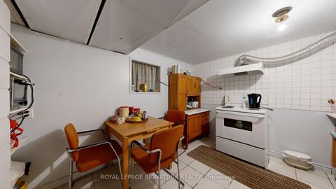 Photo 11 at 256 Ferris Road, Parkview, Toronto