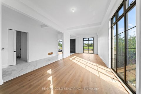 Photo 4 at 15 Mckenzie Street, Vaughan Grove, Vaughan