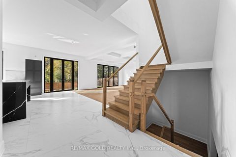 Photo 8 at 15 Mckenzie Street, Vaughan Grove, Vaughan