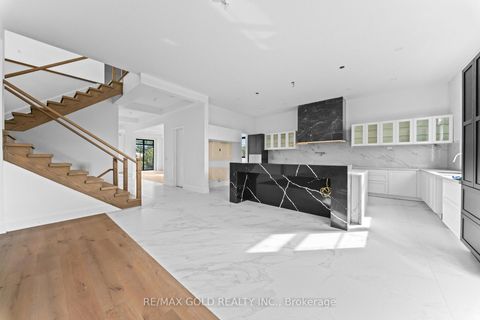 Photo 10 at 15 Mckenzie Street, Vaughan Grove, Vaughan