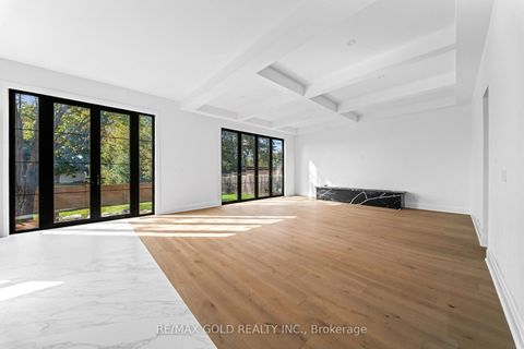 Photo 12 at 15 Mckenzie Street, Vaughan Grove, Vaughan