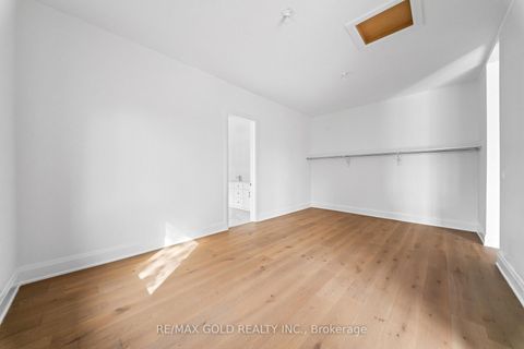 Photo 20 at 15 Mckenzie Street, Vaughan Grove, Vaughan