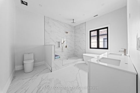 Photo 23 at 15 Mckenzie Street, Vaughan Grove, Vaughan
