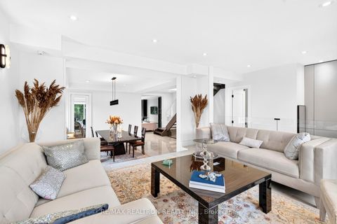 Photo 16 at 245 Patricia Avenue, Newtonbrook West, Toronto