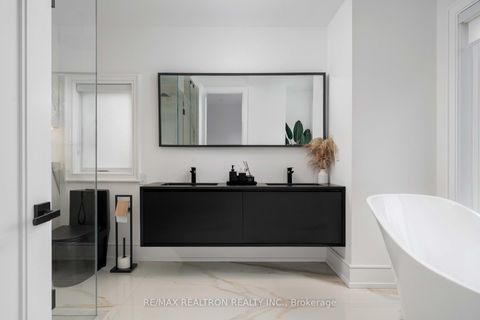 Photo 22 at 245 Patricia Avenue, Newtonbrook West, Toronto