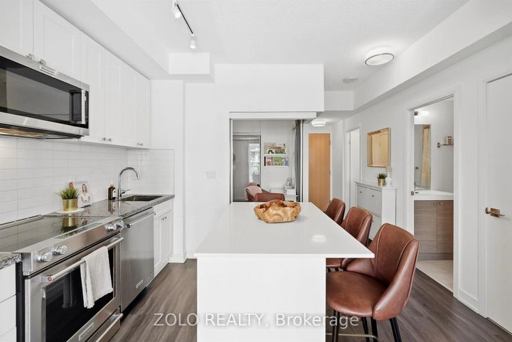 Photo 11 at 335 - 621 Sheppard Avenue E, Bayview Village, Toronto