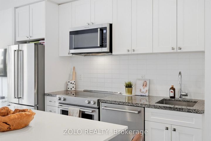 Photo 13 at 335 - 621 Sheppard Avenue E, Bayview Village, Toronto