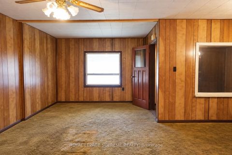 Photo 4 at 48 Mould Avenue, Smythe, Toronto