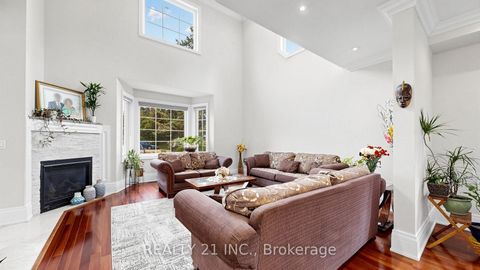 Photo 6 at 3 Stinson Circle, Parkview, Toronto