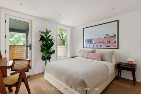 Photo 20 at 36 Macpherson Avenue, Annex, Toronto