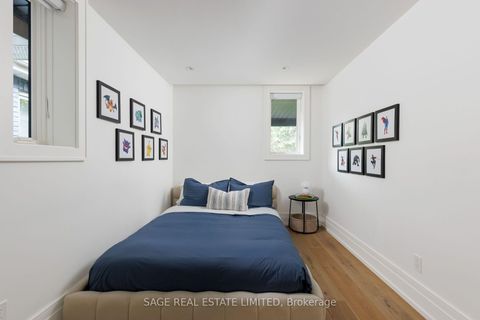 Photo 24 at 36 Macpherson Avenue, Annex, Toronto